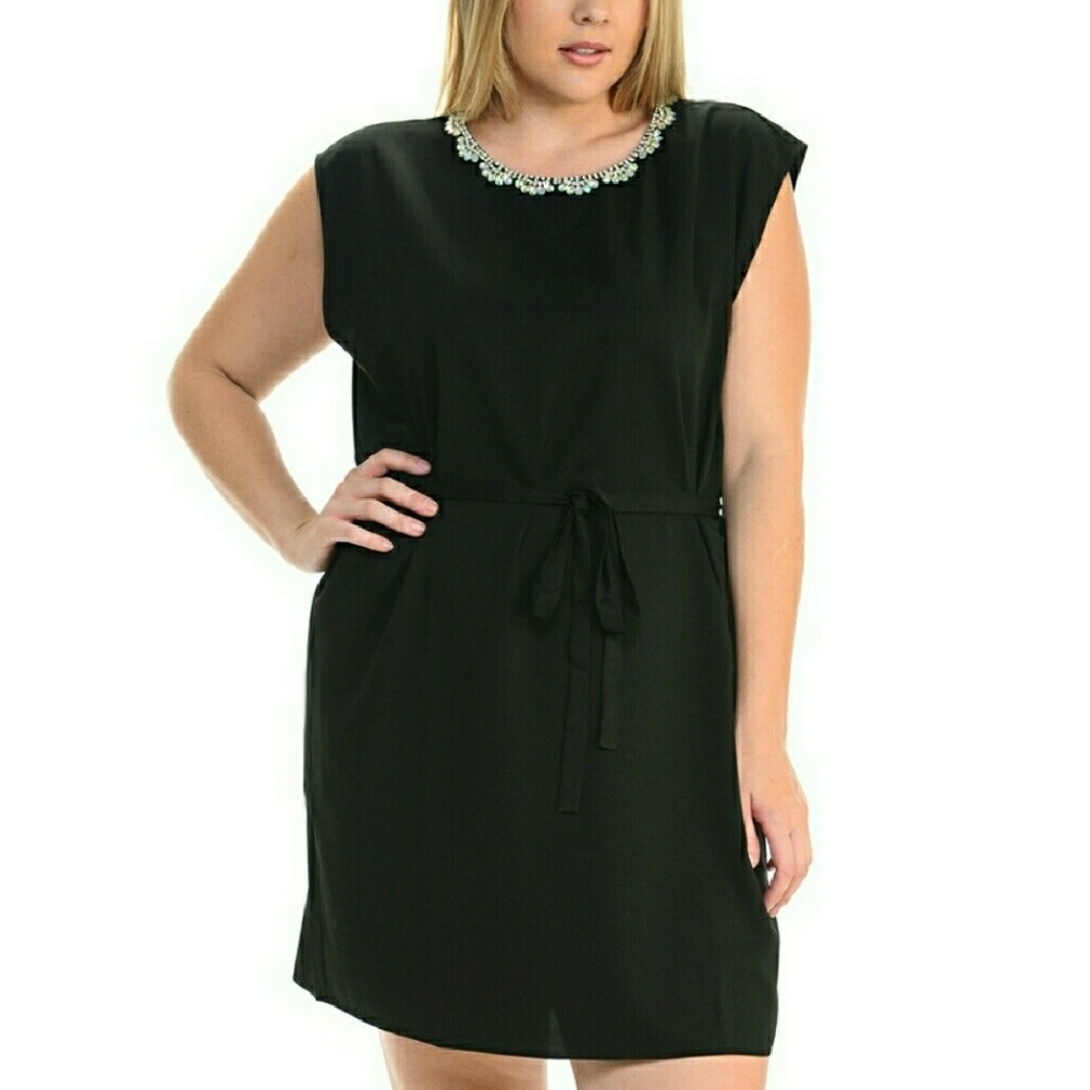 🆕PLUS Black Dress